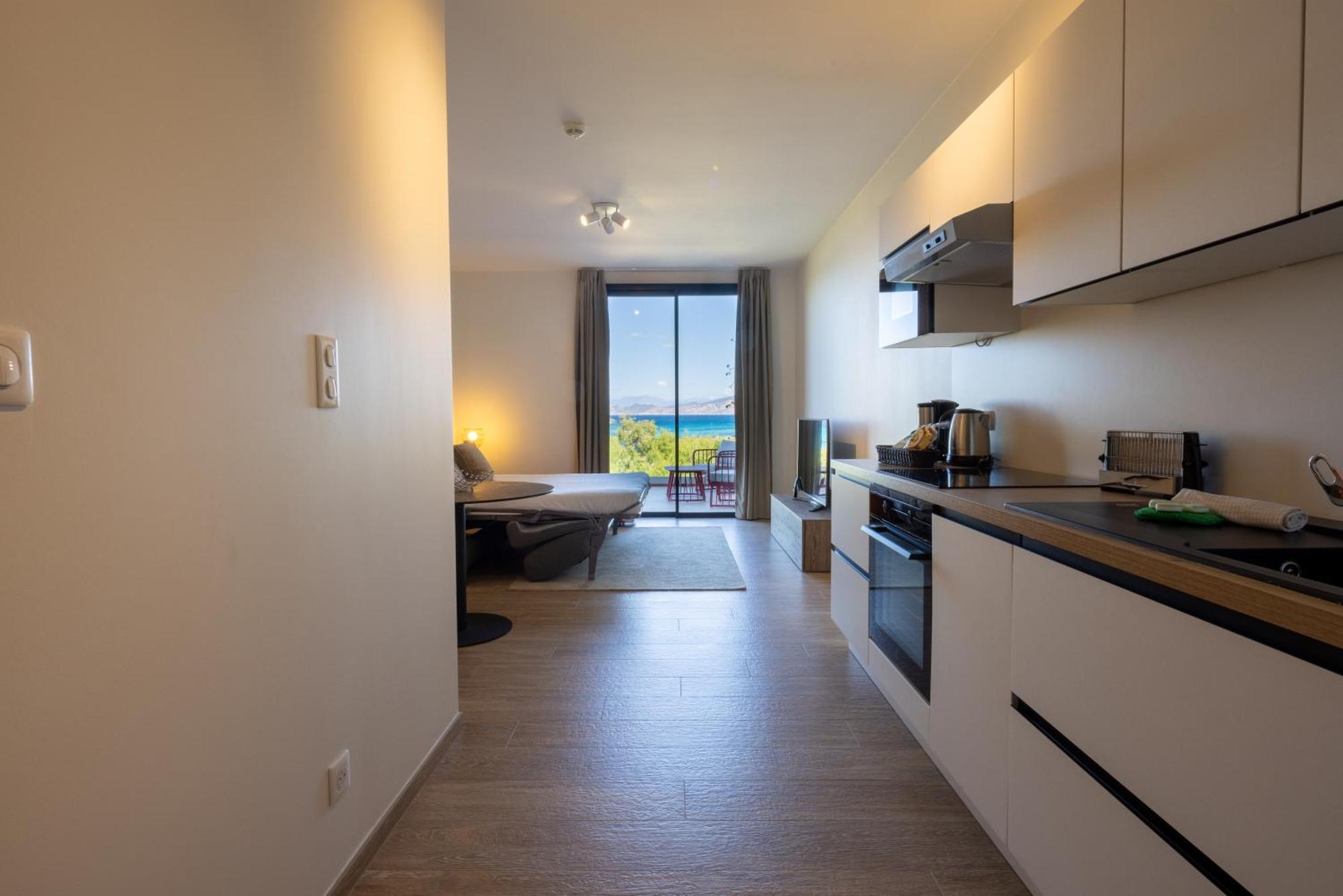 Residence Saletta Mare Л'Иль-Рус Экстерьер фото